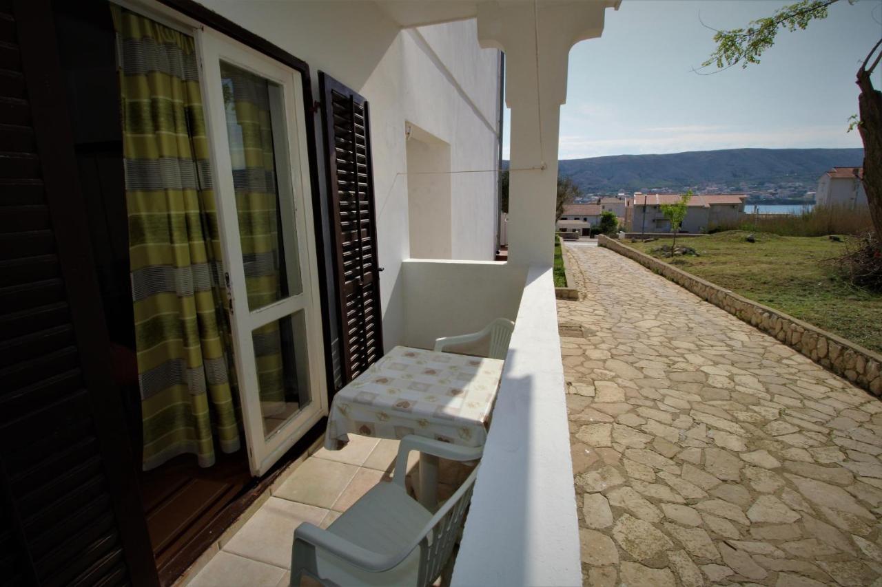 Apartment Pag 13060A Pag Town Buitenkant foto