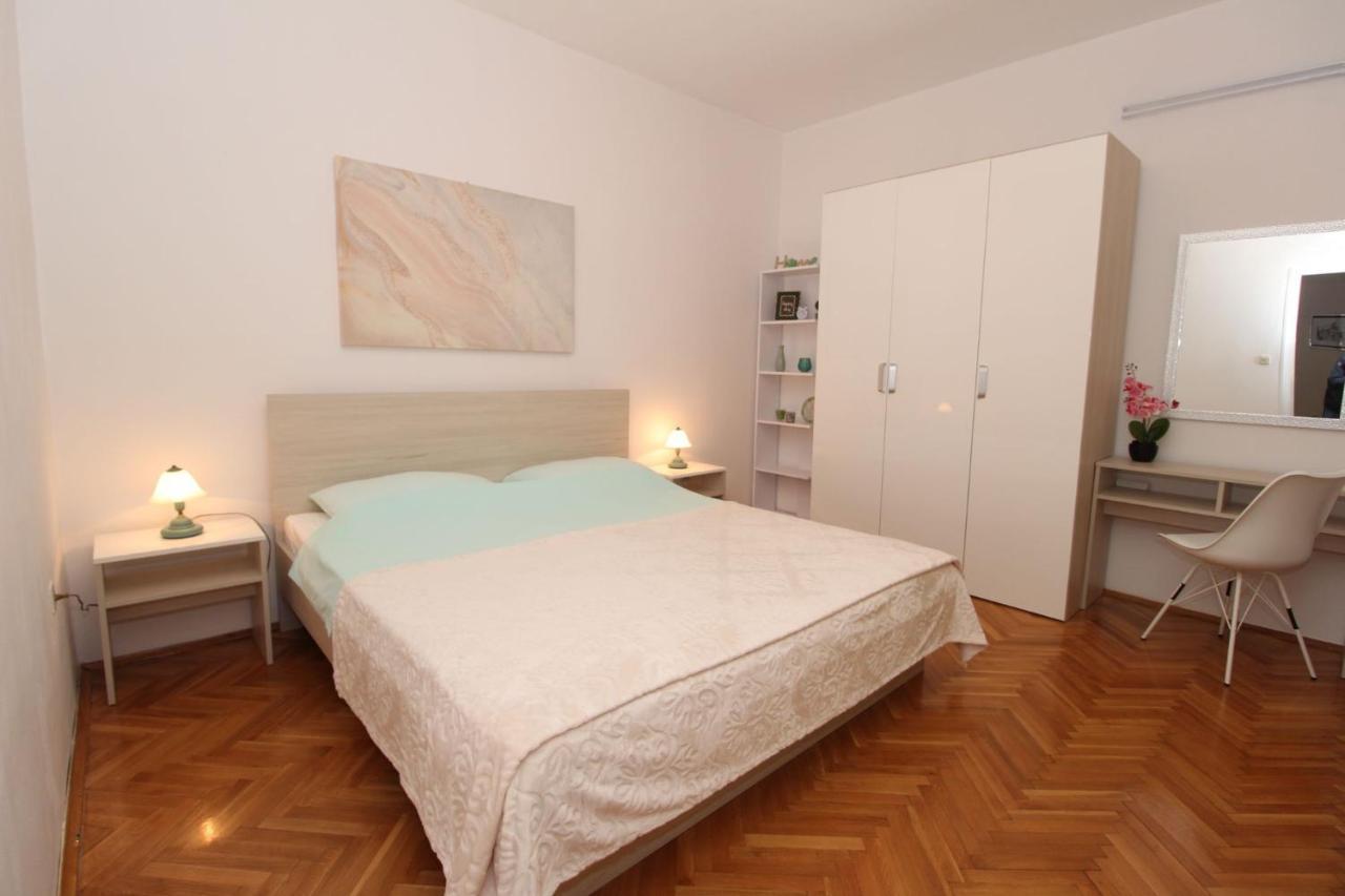 Apartment Pag 13060A Pag Town Buitenkant foto